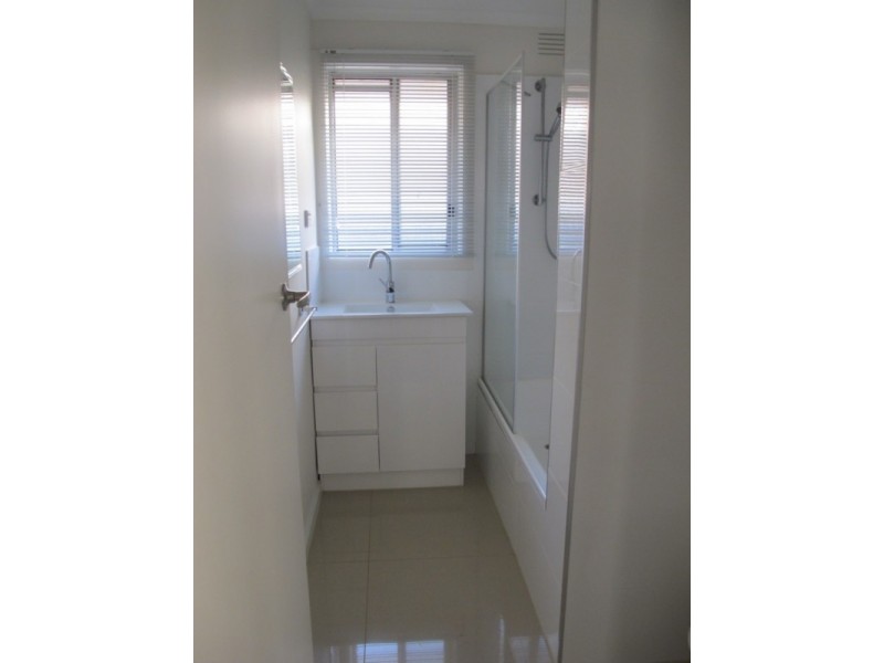 3/108 Blackshaws Road, South Kingsville VIC 3015