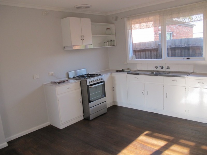 2/268 Melbourne Road, Newport VIC 3015