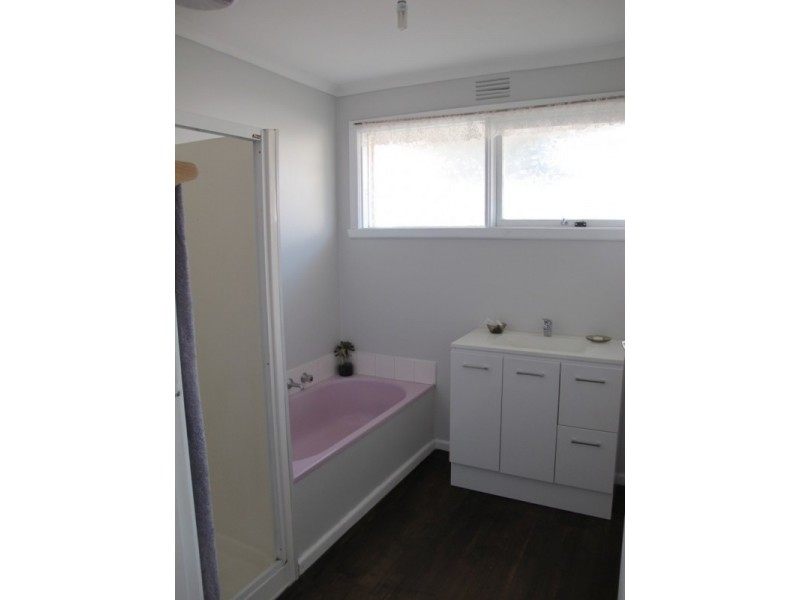 2/268 Melbourne Road, Newport VIC 3015