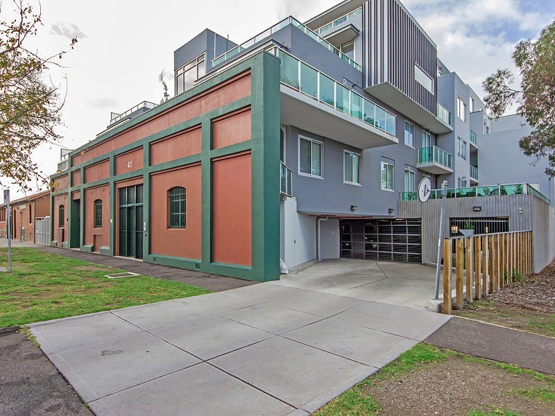 18/41 Moreland Road, Footscray VIC 3011