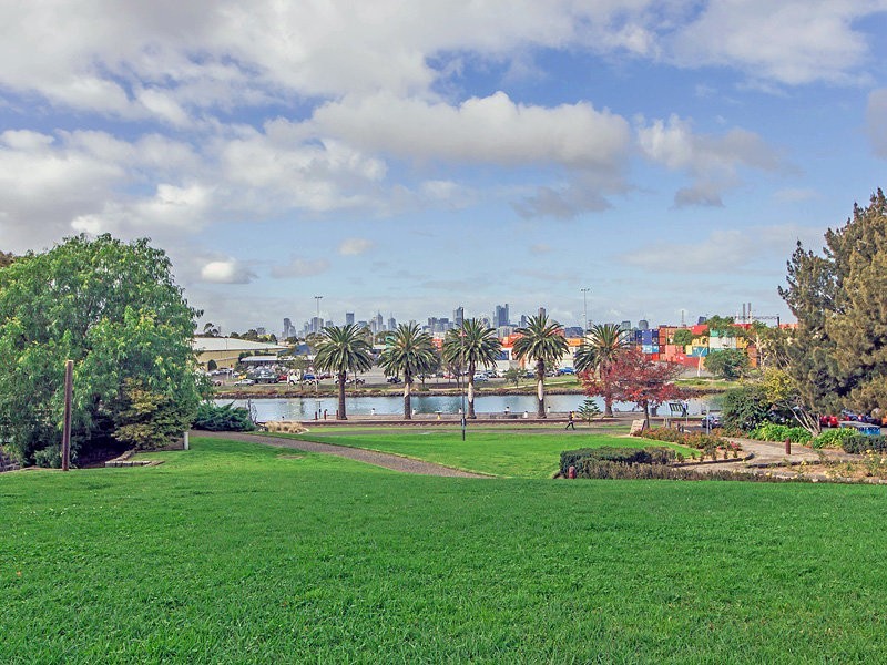 18/41 Moreland Road, Footscray VIC 3011