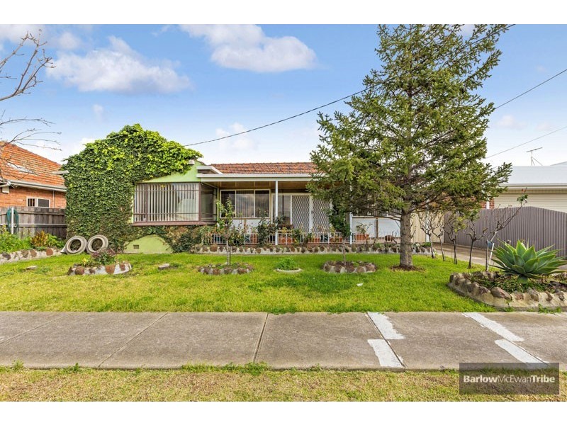 58 Stephenson Street, South Kingsville VIC 3015