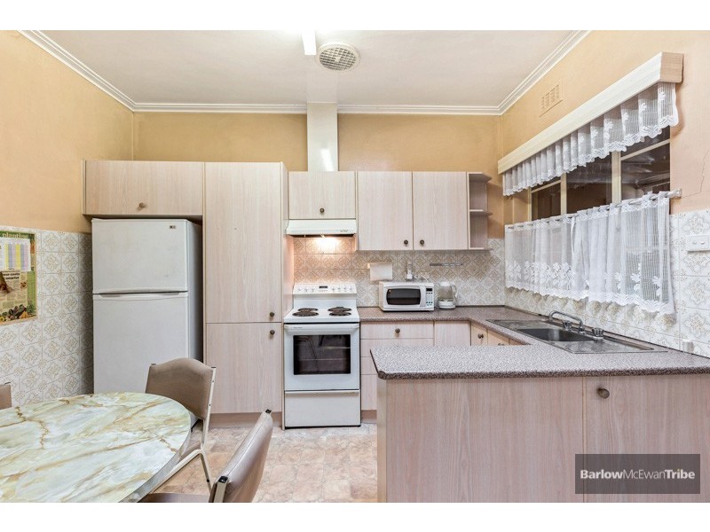 58 Stephenson Street, South Kingsville VIC 3015