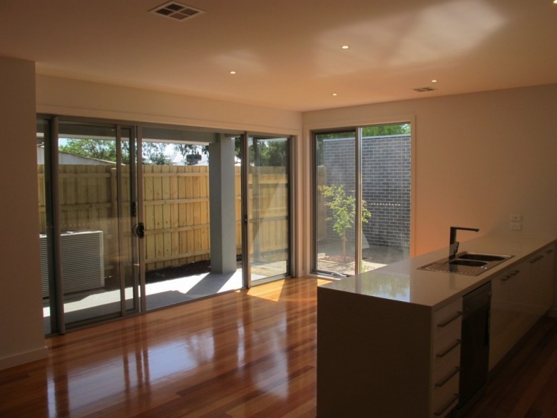 1/23 New Street, South Kingsville VIC 3015