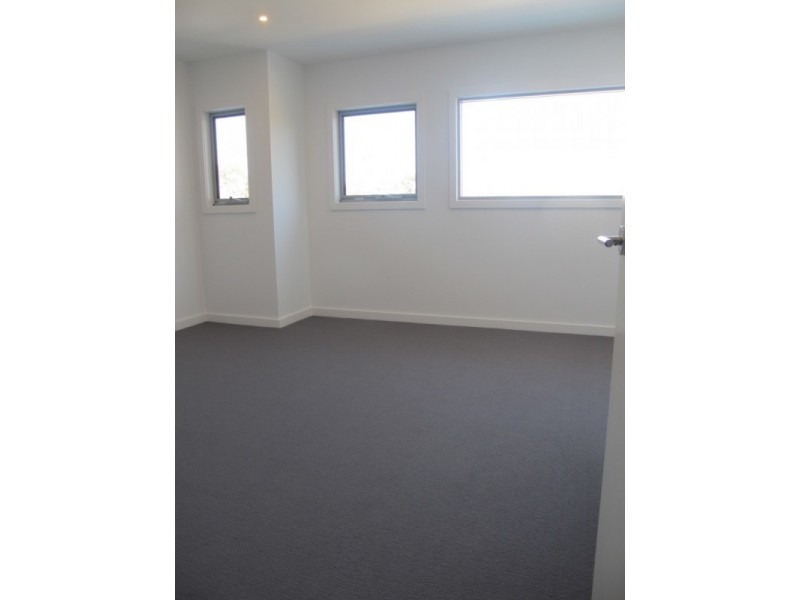 1/23 New Street, South Kingsville VIC 3015