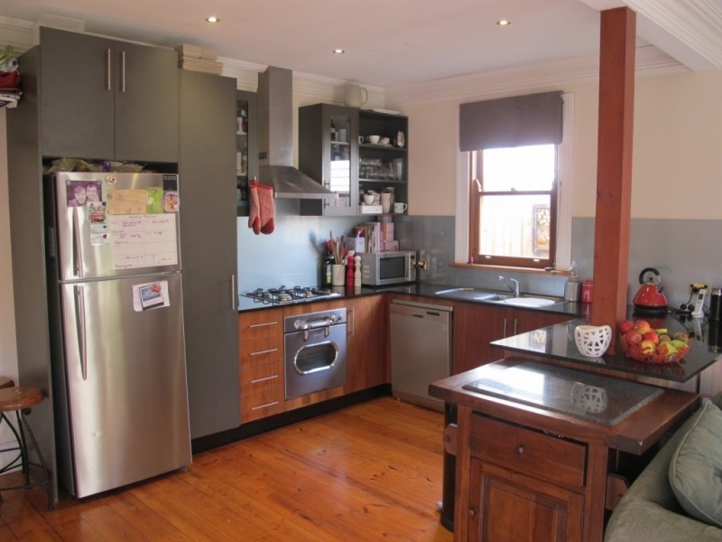 12 Tait, Newport VIC 3015