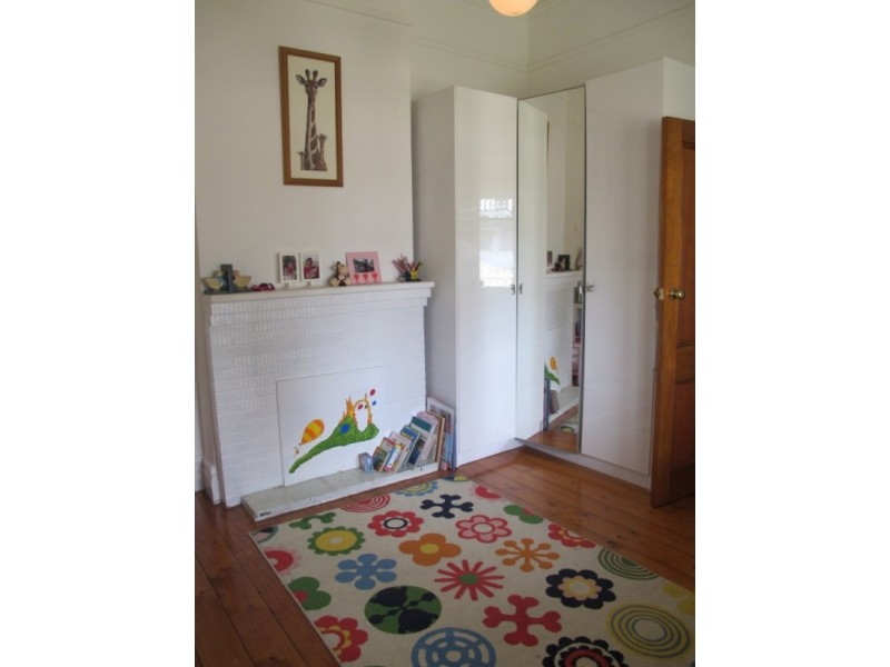 12 Tait, Newport VIC 3015