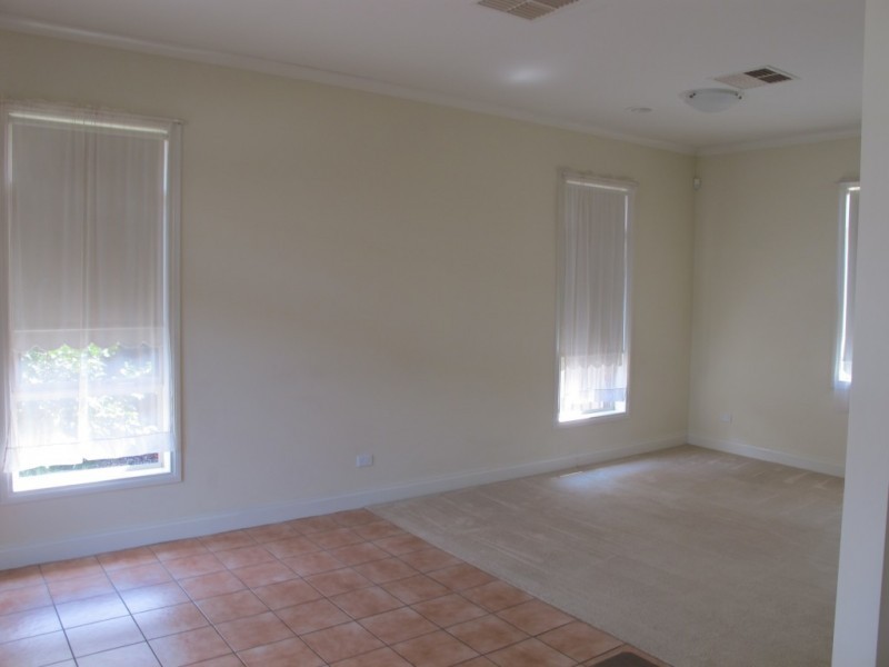 1A Laurie Street, Newport VIC 3015