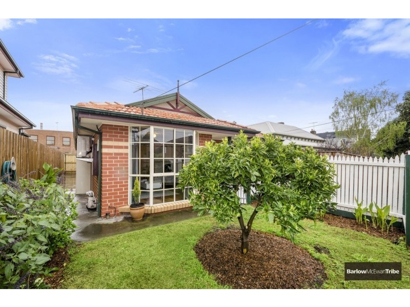 1/20 Walker Street, Newport VIC 3015