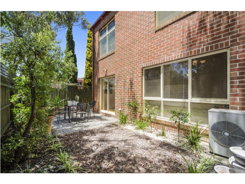 4/1 Stephenson Street, Spotswood VIC 3015