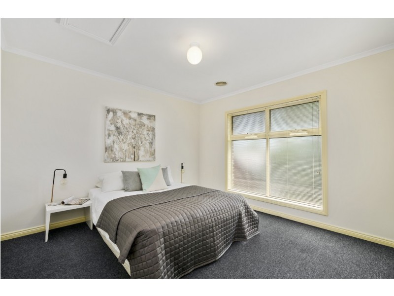 4/1 Stephenson Street, Spotswood VIC 3015
