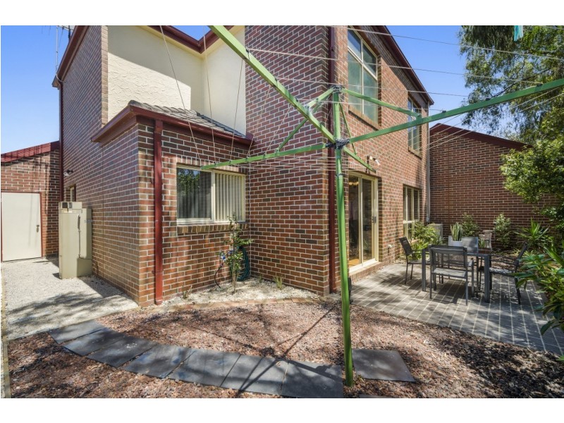 4/1 Stephenson Street, Spotswood VIC 3015