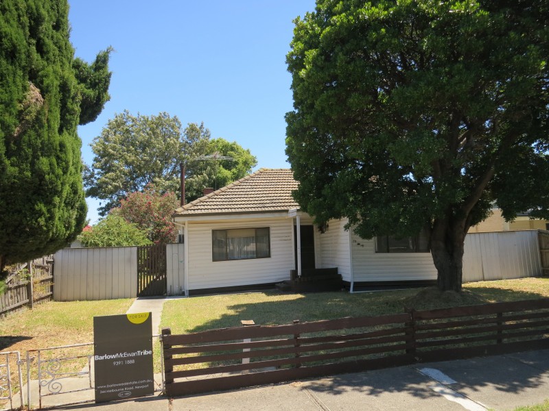 70 Stephenson Street, South Kingsville VIC 3015