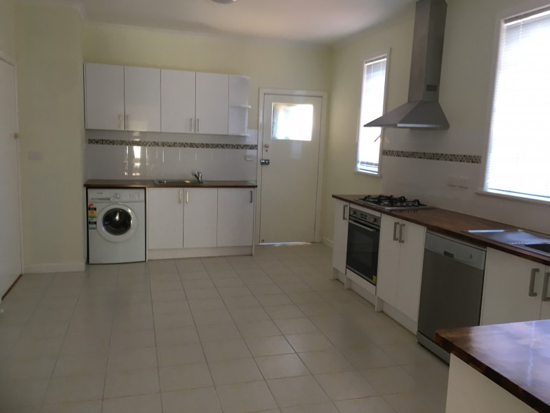 71 The Avenue, Spotswood VIC 3015