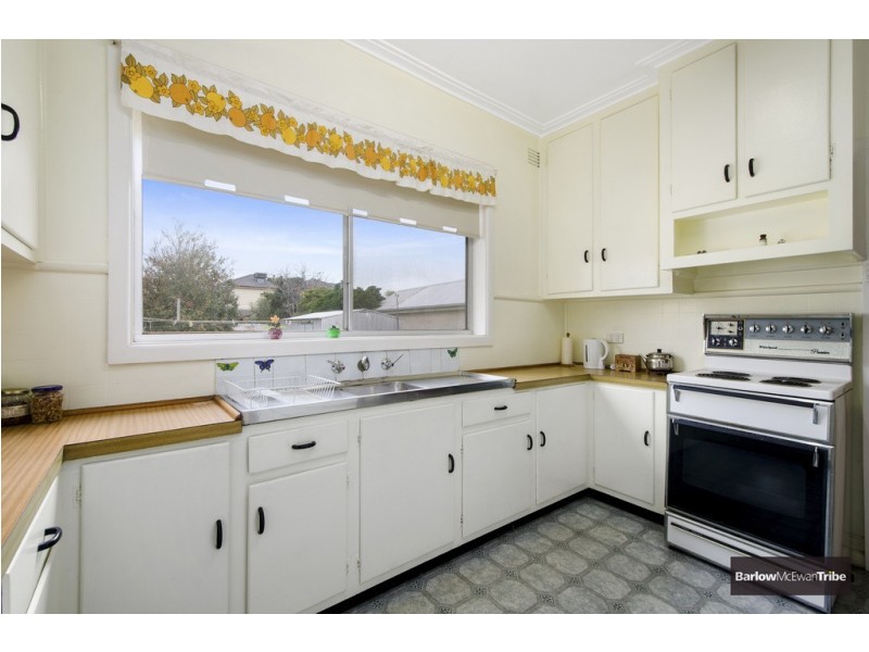 8 Thorpe Street, Newport VIC 3015