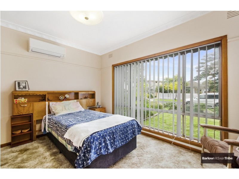 8 Thorpe Street, Newport VIC 3015