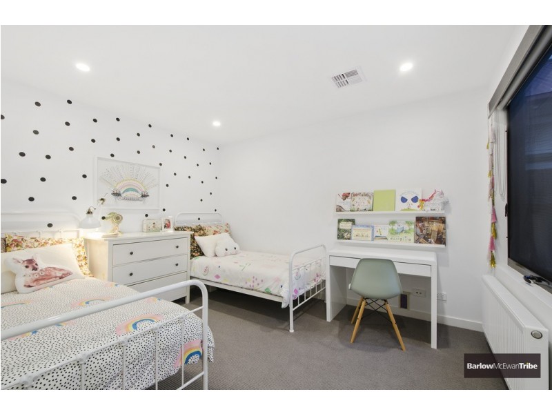 25 Elphin Street, Newport VIC 3015