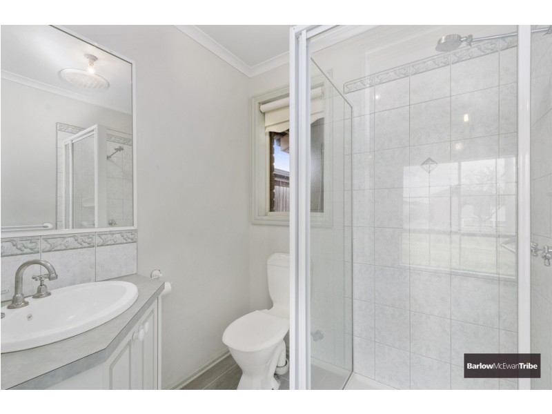 10 Sorrell Court, Altona Meadows VIC 3028