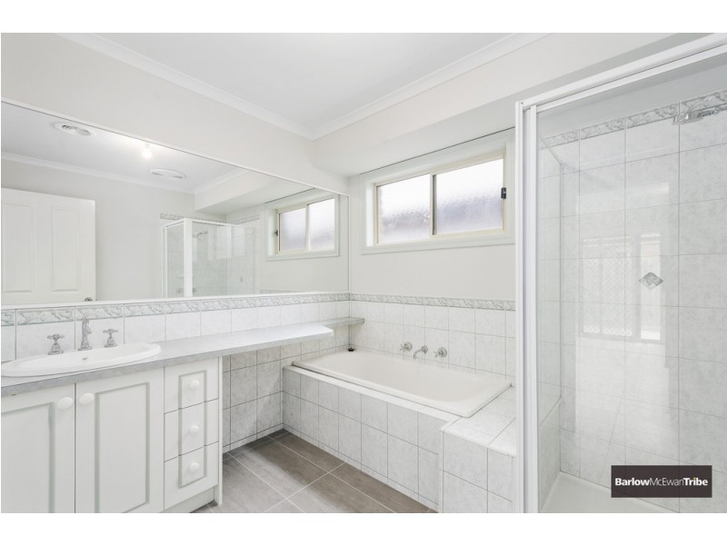 10 Sorrell Court, Altona Meadows VIC 3028