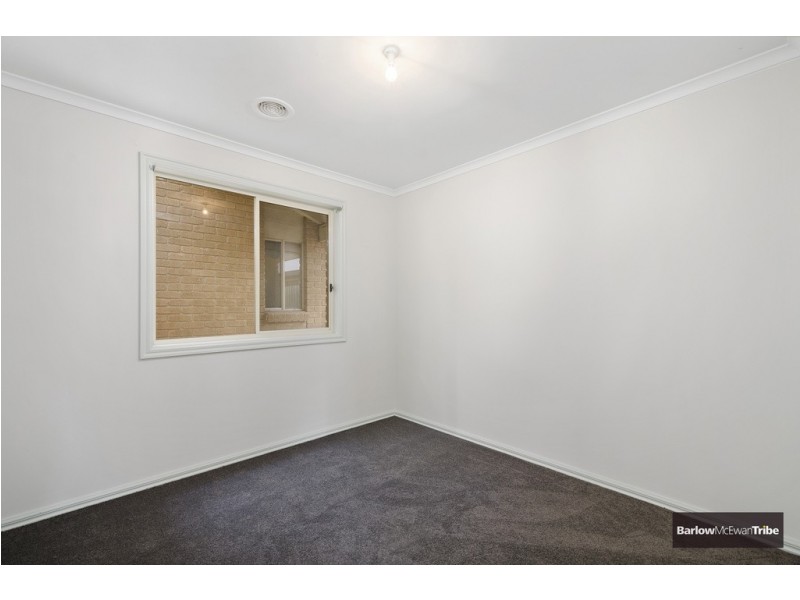 10 Sorrell Court, Altona Meadows VIC 3028
