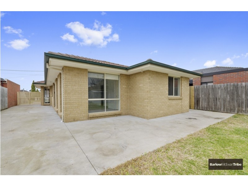10 Sorrell Court, Altona Meadows VIC 3028