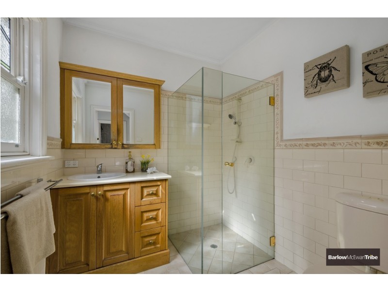 5 St Kinnord Street, Aberfeldie VIC 3040