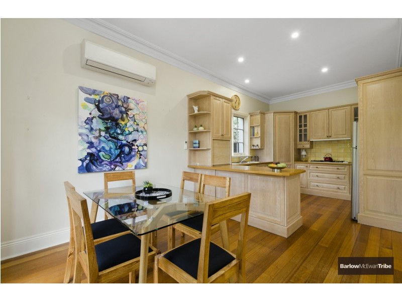 5 St Kinnord Street, Aberfeldie VIC 3040