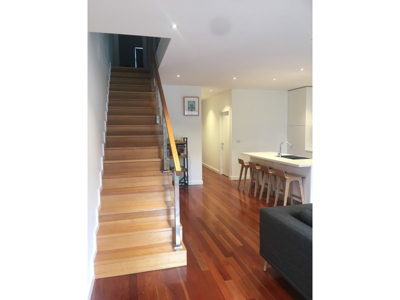 1/10 Richards Court, Brooklyn VIC 3012