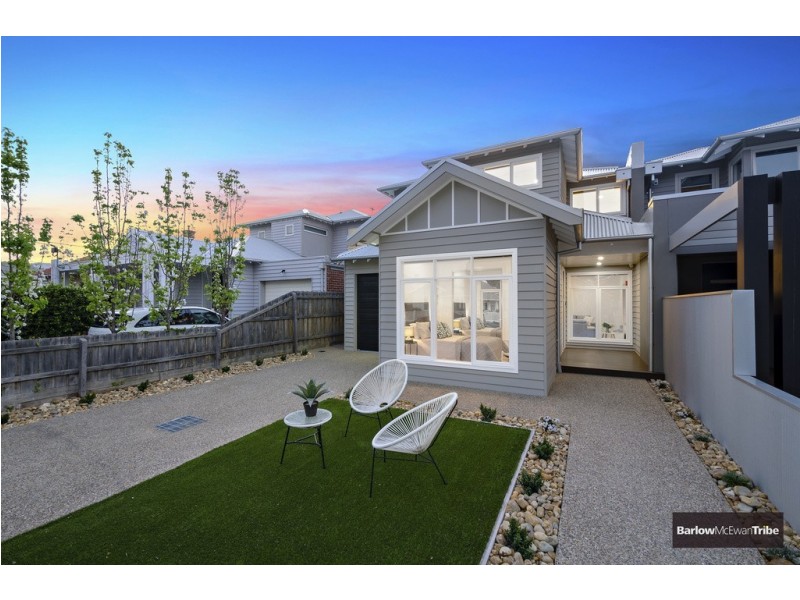 61 Home Road, Newport VIC 3015