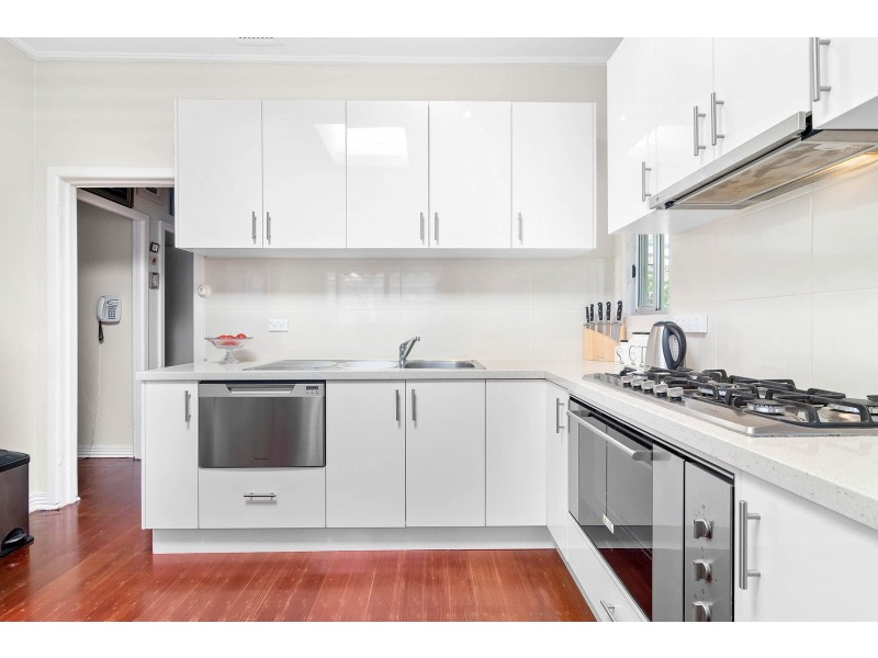 16 Edina Street, Williamstown North VIC 3016