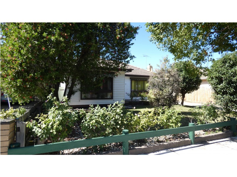 16 McDonald Avenue, Altona North VIC 3025