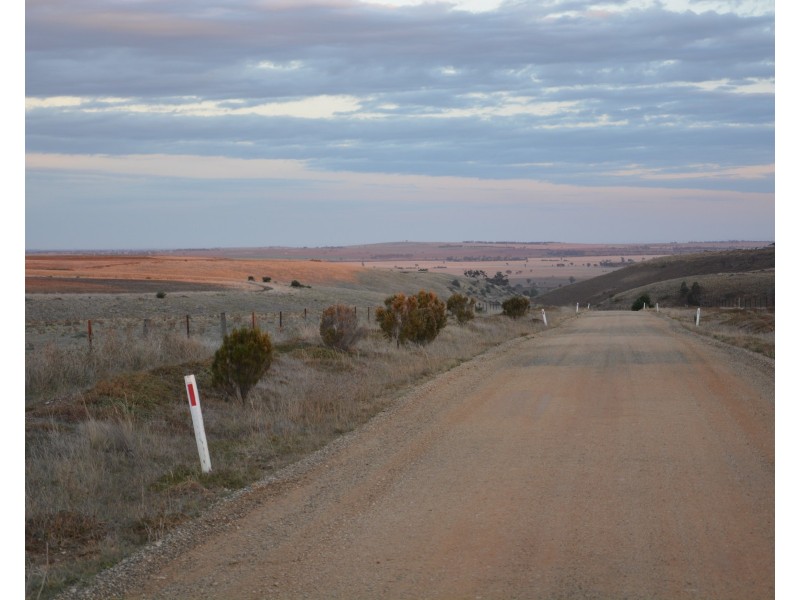 Lot 1, 4 & 5, 20 Paces Lane, Rowsley VIC 3340