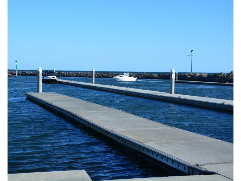 27 Bell Avenue, Altona VIC 3018