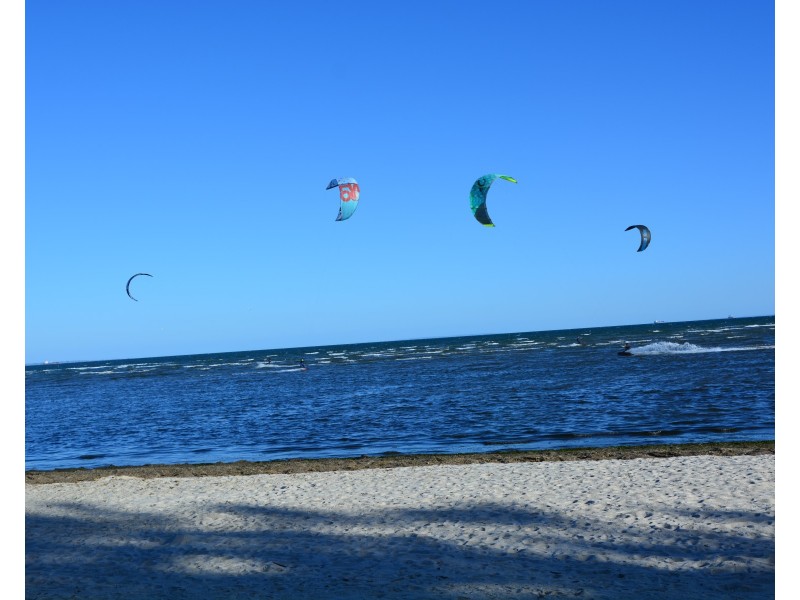 27 Bell Avenue, Altona VIC 3018