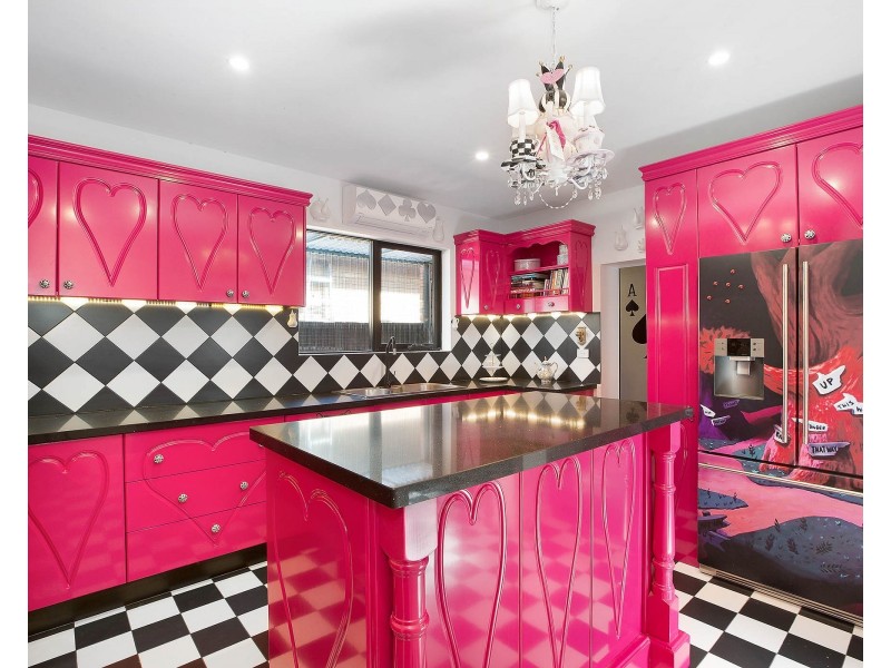 27 Bell Avenue, Altona VIC 3018