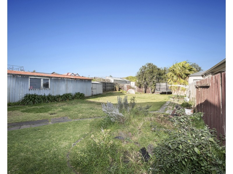 14 Laurie Street, Newport VIC 3015