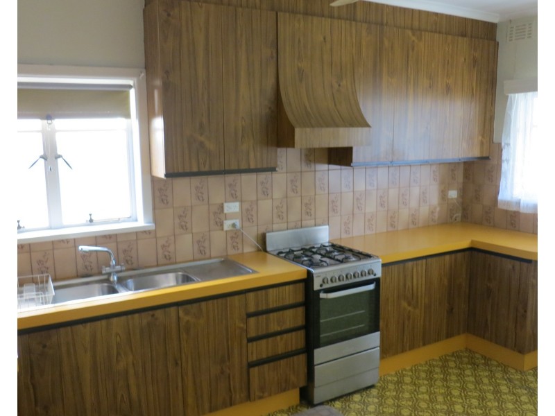 39 Clematis Avenue, Altona North VIC 3025