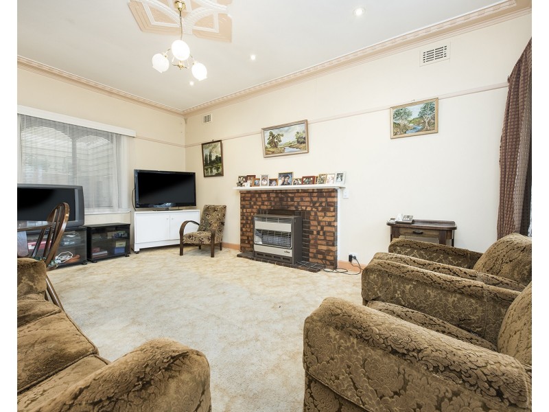 61 Grieve Parade, Altona VIC 3018