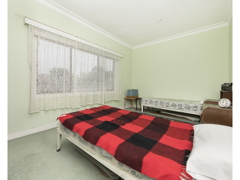 61 Grieve Parade, Altona VIC 3018