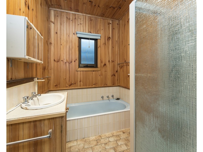 61 Grieve Parade, Altona VIC 3018