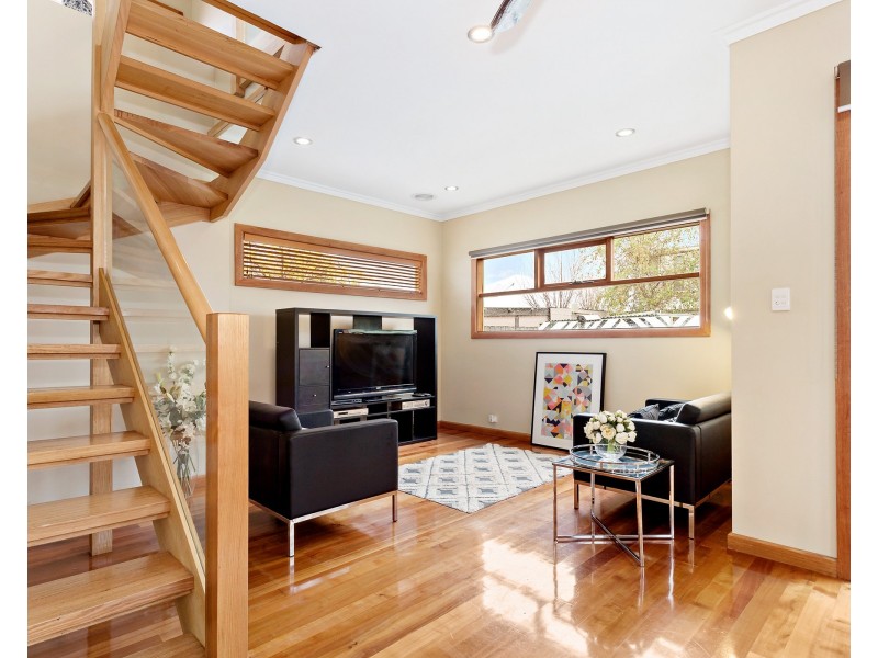 31 Agg Street, Newport VIC 3015