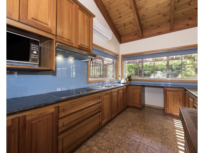 140 Dunhelen Lane, Yuroke VIC 3063