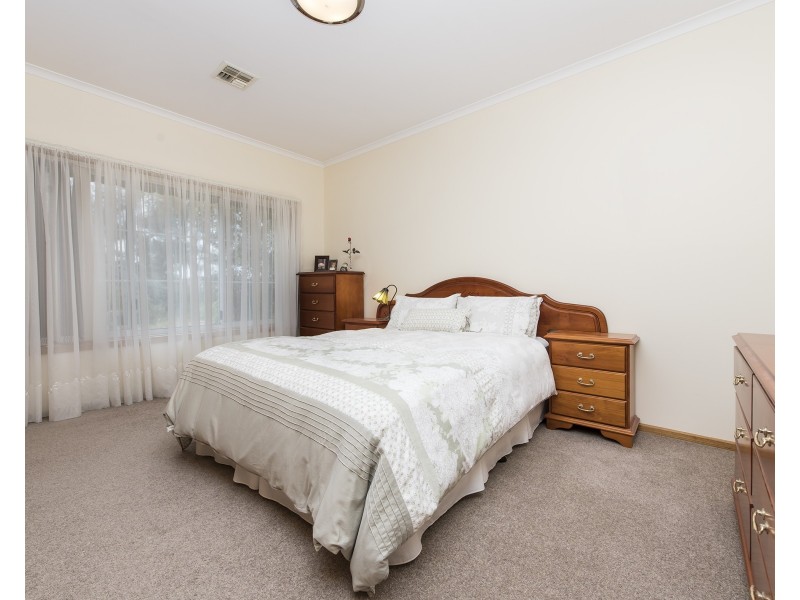 140 Dunhelen Lane, Yuroke VIC 3063