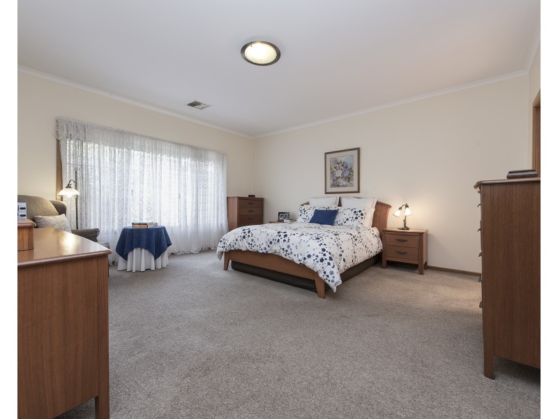 140 Dunhelen Lane, Yuroke VIC 3063