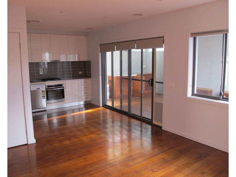 4/9 Prentice Street, Altona North VIC 3025