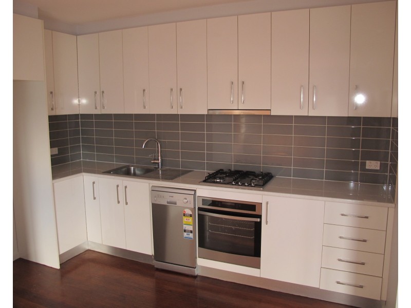 4/9 Prentice Street, Altona North VIC 3025