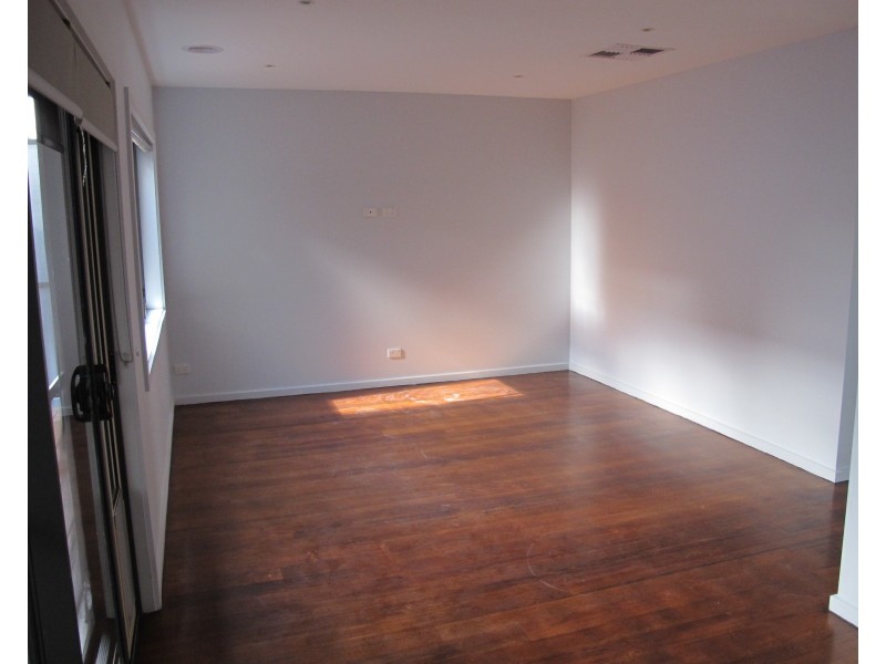 4/9 Prentice Street, Altona North VIC 3025