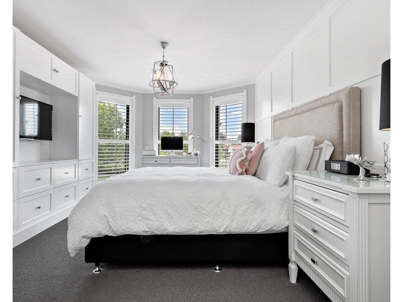 21 Drysdale Avenue, Taylors Lakes VIC 3038