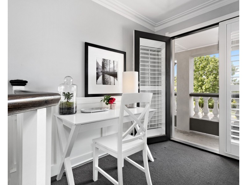 21 Drysdale Avenue, Taylors Lakes VIC 3038