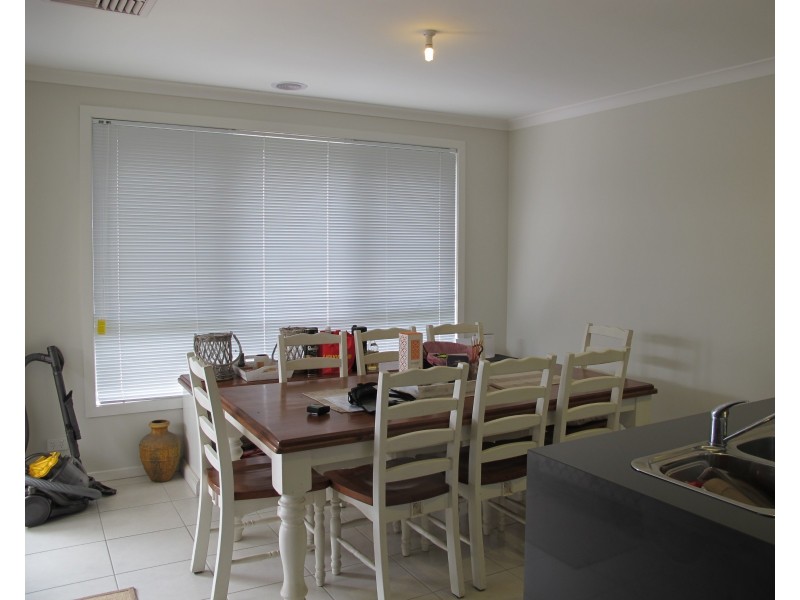 2/31 Marigold Avenue, Altona North VIC 3025